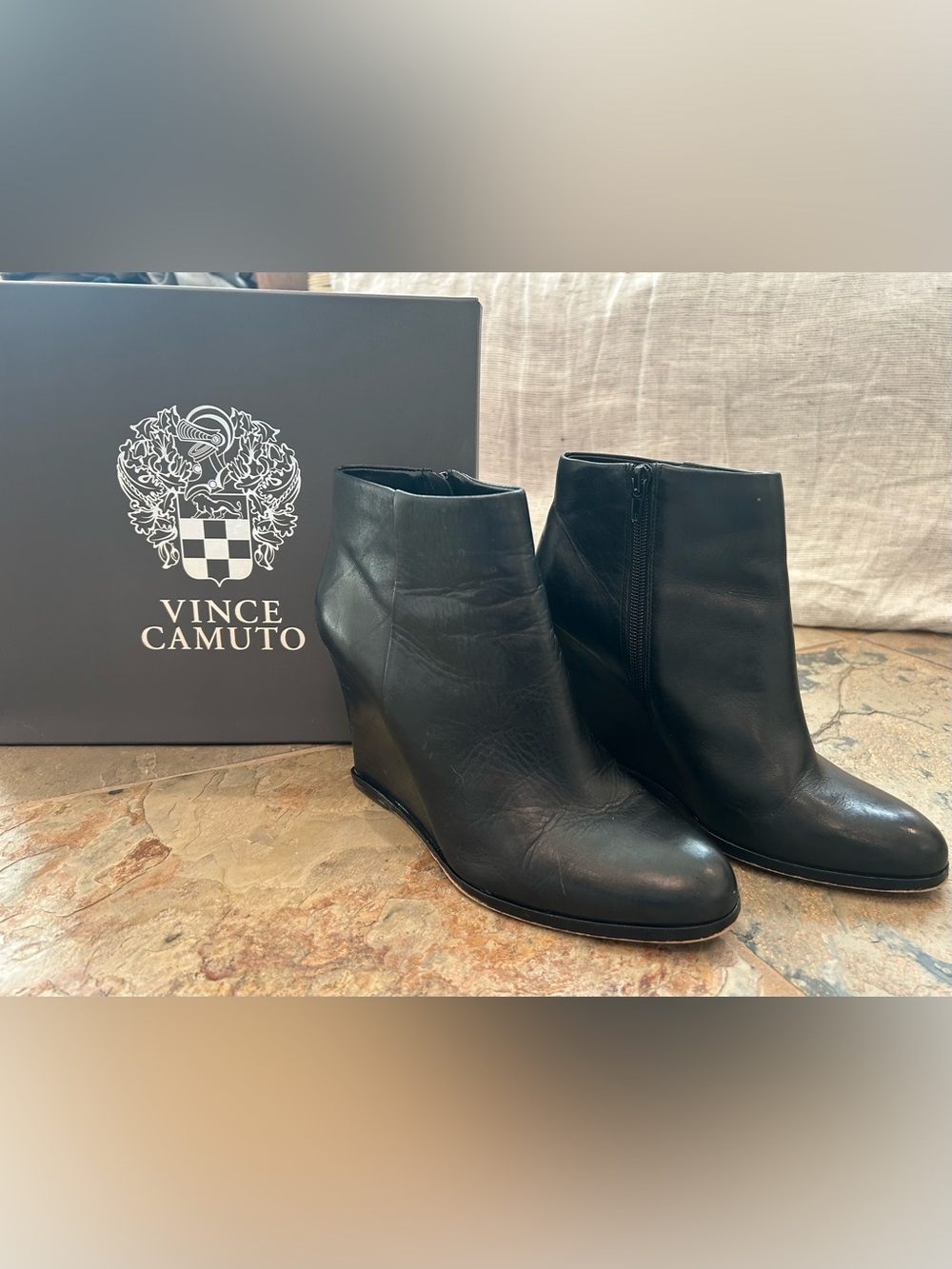 Vince Camuto Gemina Black Leather Wedge Booties Size 9